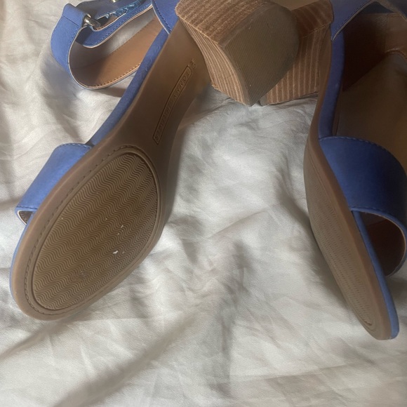 Tommy Hilfiger blue strap sandals size 6 - Picture 6 of 7